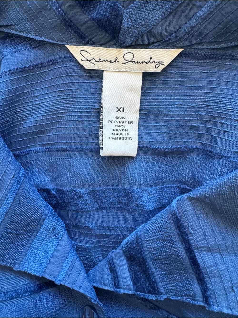 French Laundry slightly sheer blue striped button front blouse-size XL - Picture 10 of 10